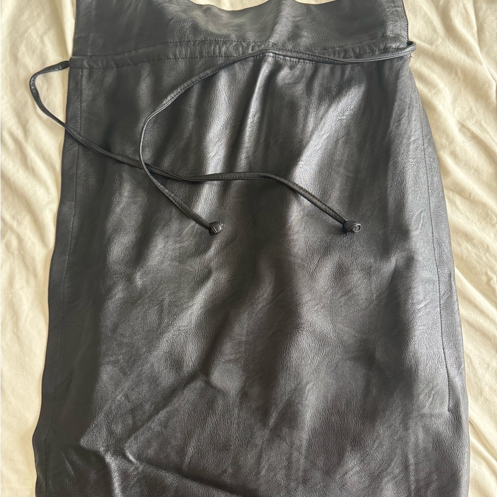 Stella McCartney Black Leather Pencil Skirt